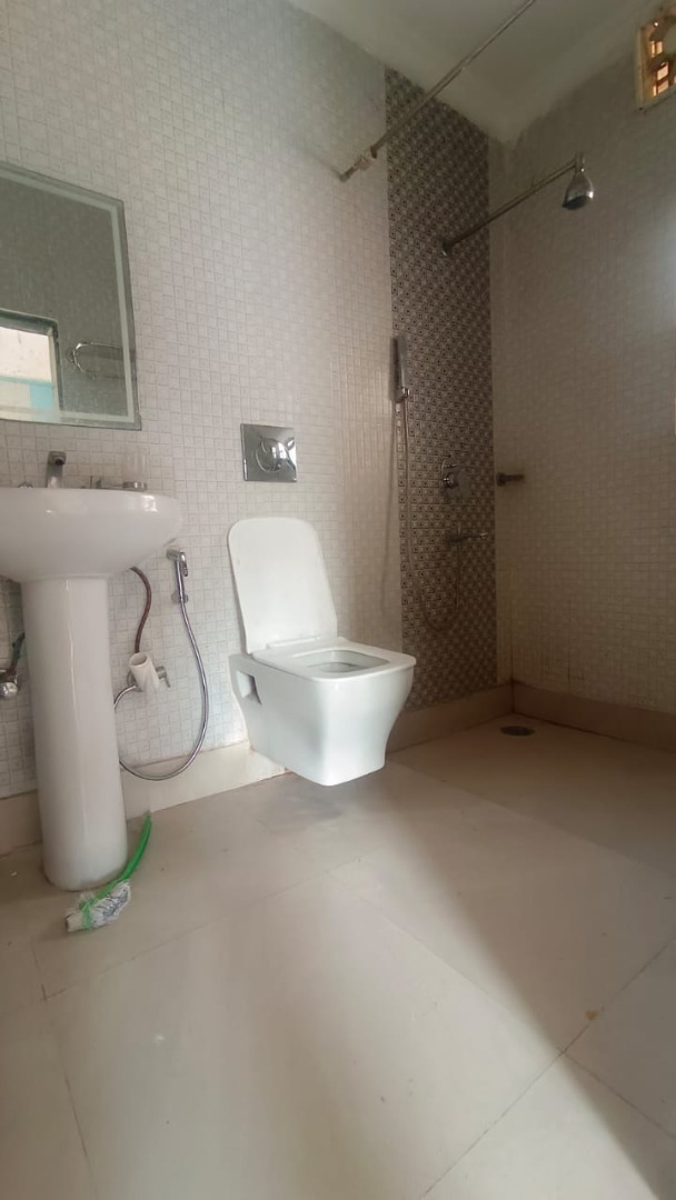 Semi Furnished 3bhk in Income Tax Colony Rd, Bongaon, Guwahati, Assam, India for Rent